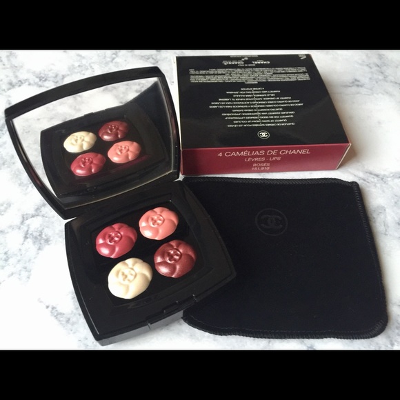 CHANEL Other - Chanel beauty make up lip palette compact
