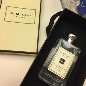 Brandnew Jo Malone Nectarine and Honey Blossom
