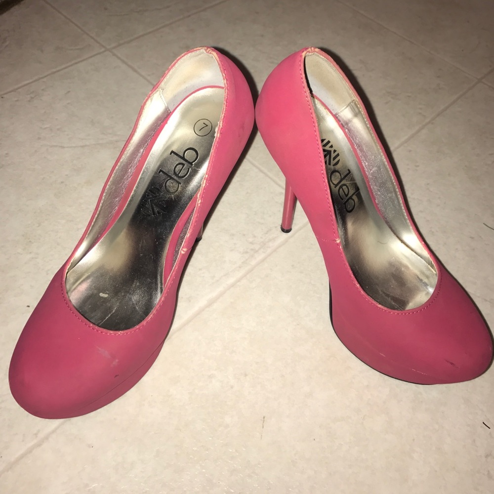 Deb red/off pink heels