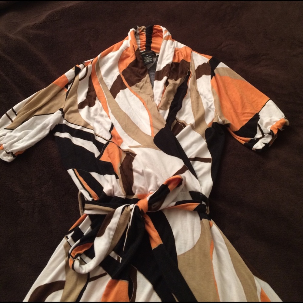 BCBGMAXAZRIA dress - Picture 7 of 8