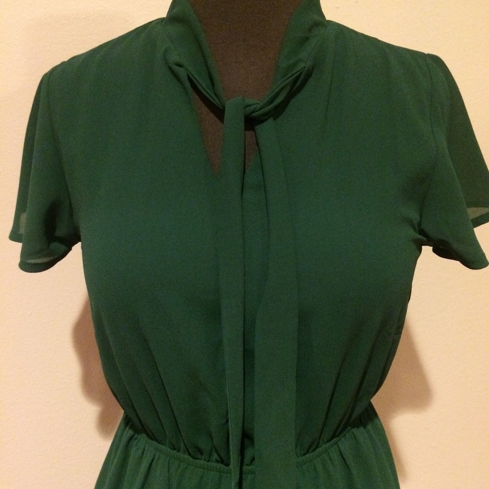 Holiday Green Dress - Picture 2 of 4