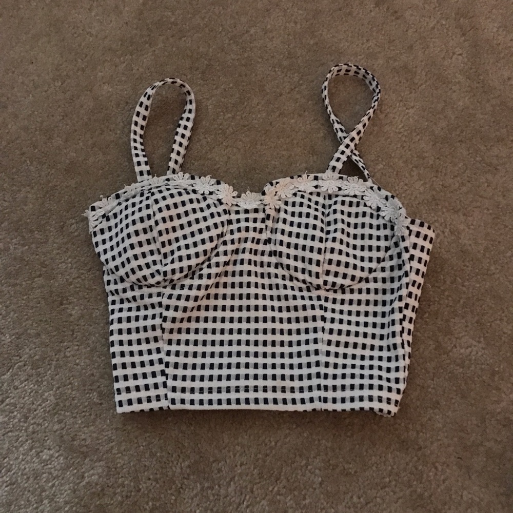 Mink pink crop top size xs
