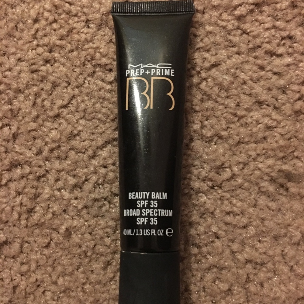 MAC Cosmetics BB Cream- Extra Light