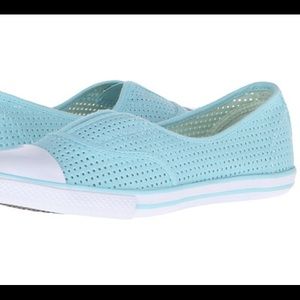 Girls converse shoes