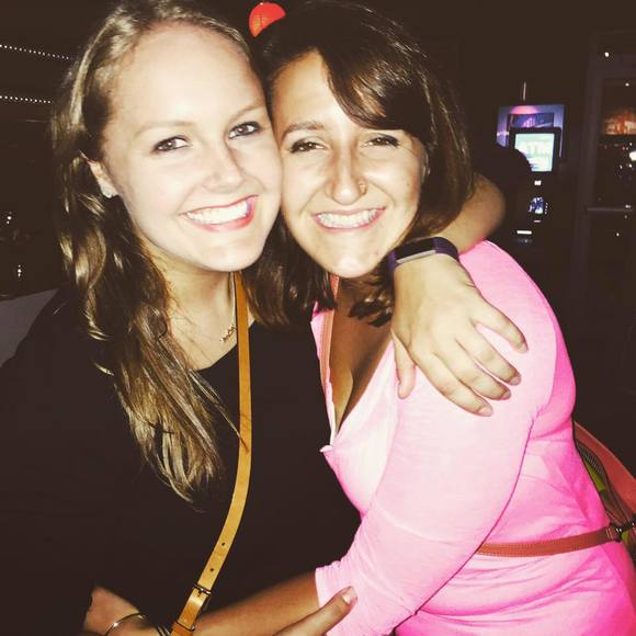 Meet your Posher, Laura - Picture 1 of 1