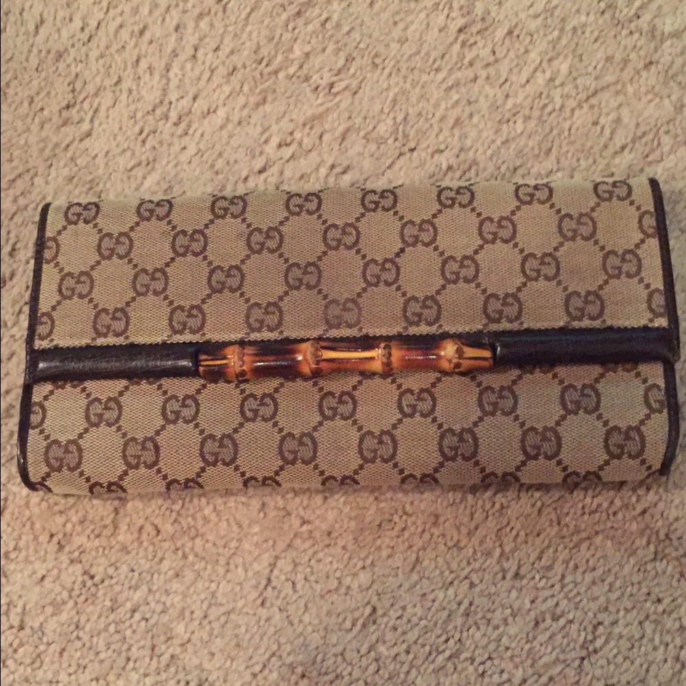 Gucci monogram clutch