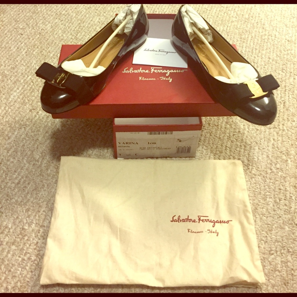 Ferragamo black Varina's