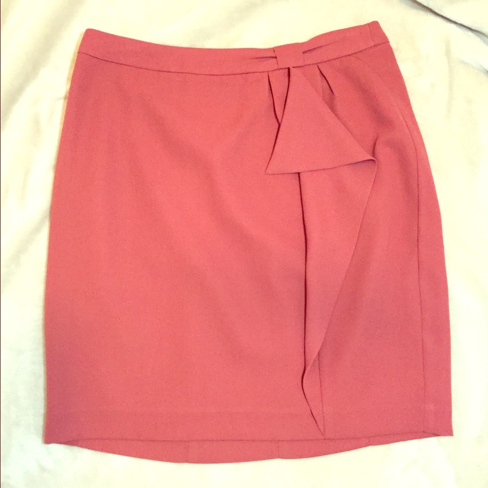 H&M Salmon Skirt