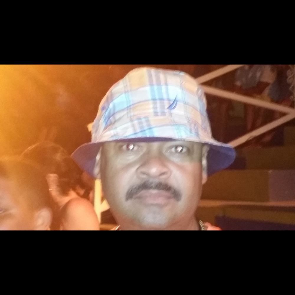 Meet your Posher, Thomas