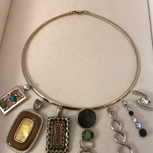 🌸 Elizabeth Reversible Gold & Silver Necklace