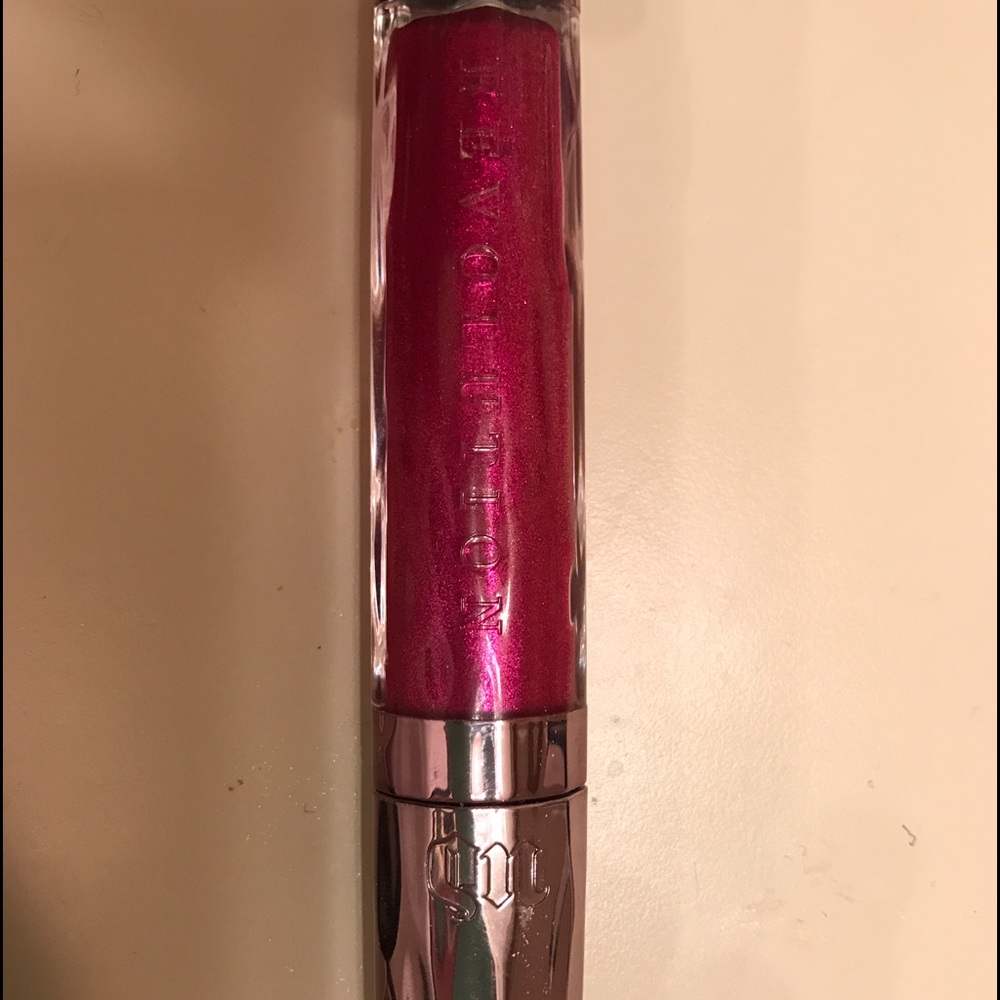 🌺🌺🌸Urban Decay Lip Revolution l