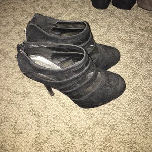 Bamboo black suede heels size 6