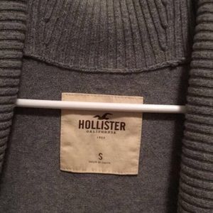 Hollister cardigan