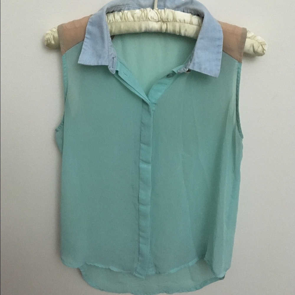 🎀 Tri-colored Sheer Tank 🎀