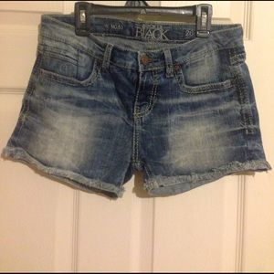 BUCKLE BLACK denim shorts
