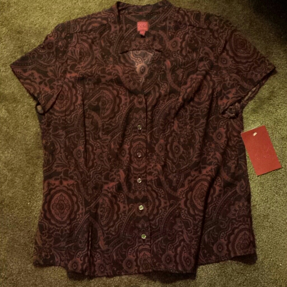 212 Collection blouse.  Large.  Nwt.
