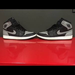 Retro 1s shadow