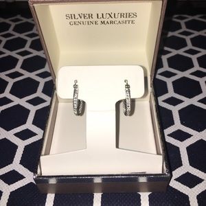 Silver Luxuries- Earrings