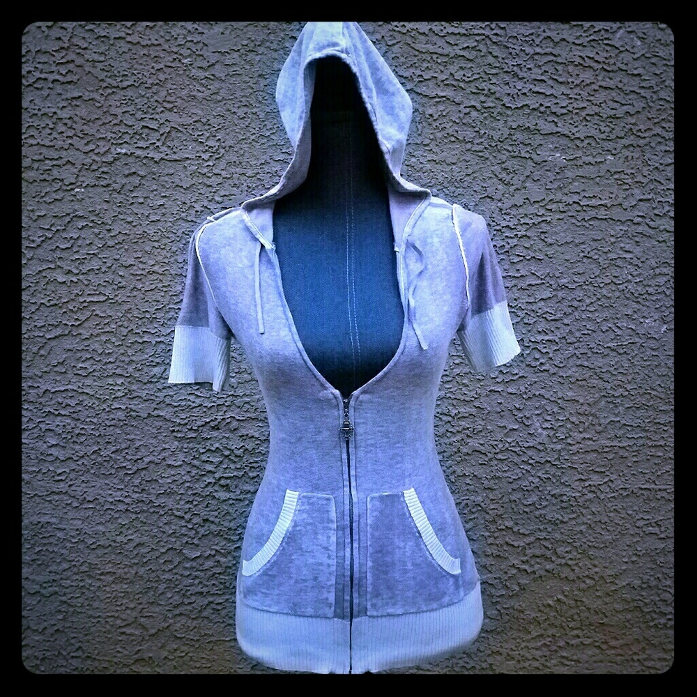 GUESS SHORT SLEEVE JACKET WITH HOOD & POCKETS