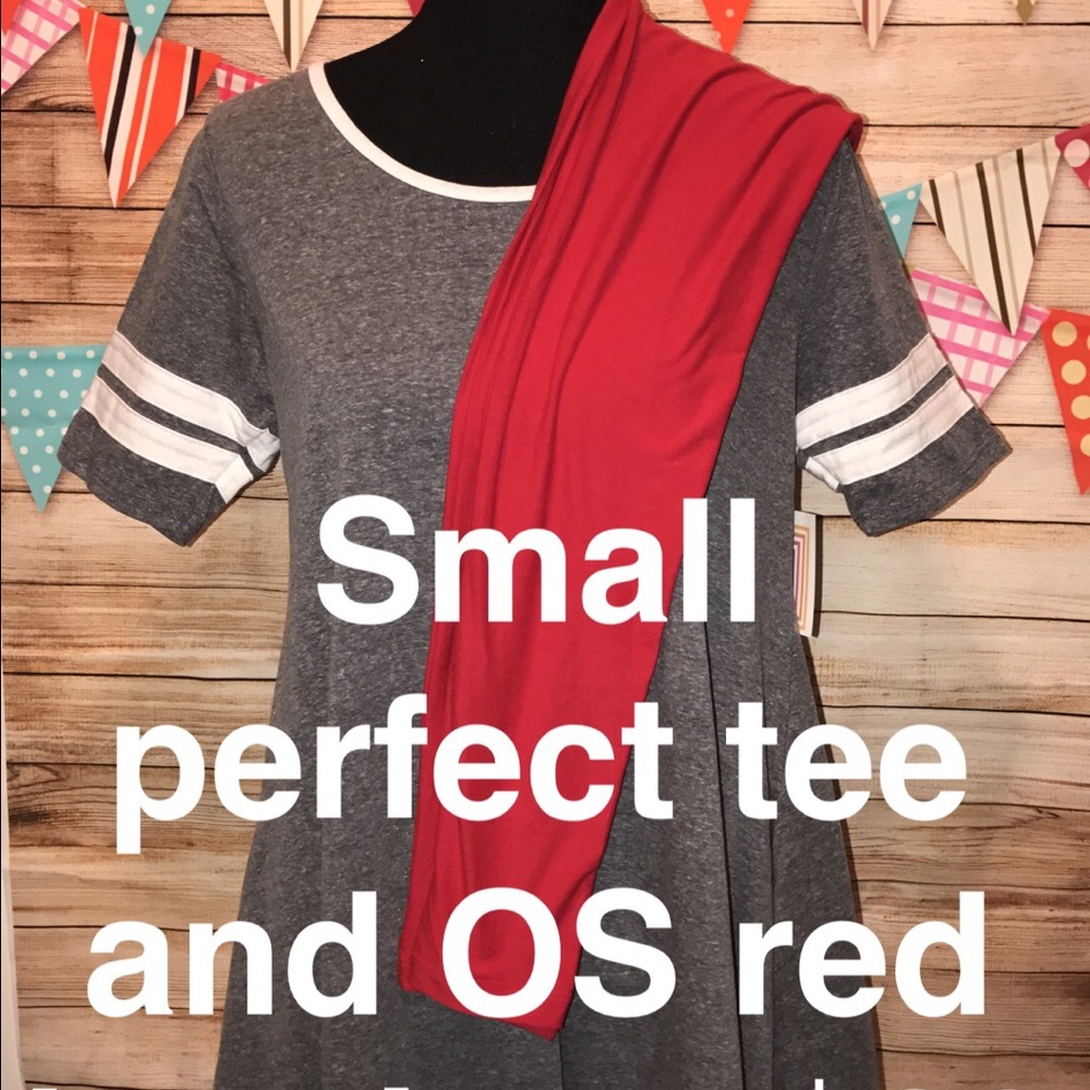 BNWT small perfect T and OS leggings