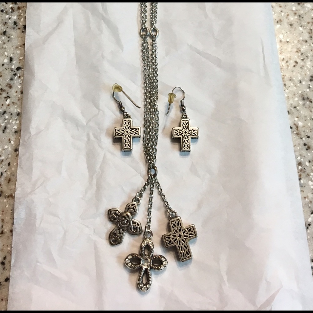 Brighton necklace and earring set