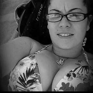 Meet your Posher, Desiree