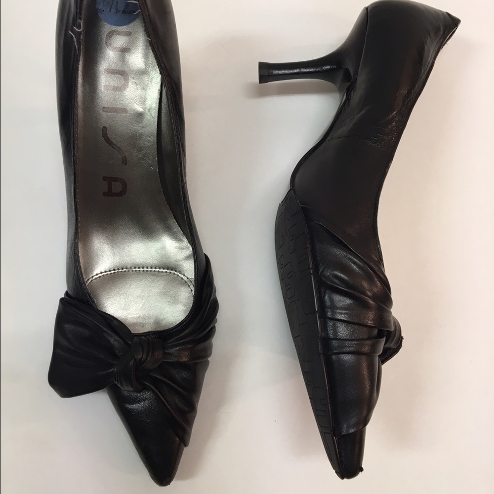 Unisa Heels