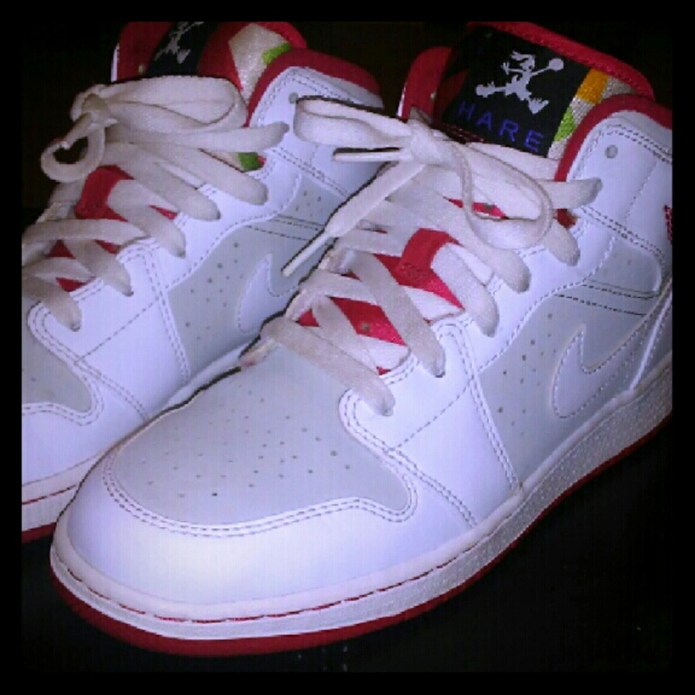 Size 5.5y shoes