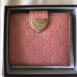 Gucci Women's Bi Fold Wallet