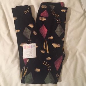 OS kites LuLaroe leggings BNWT