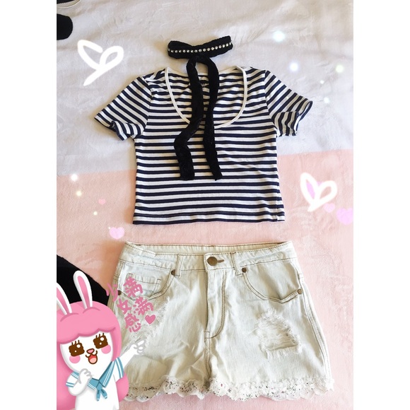 PacSun Navy Striped Crop Top - Picture 1 of 3