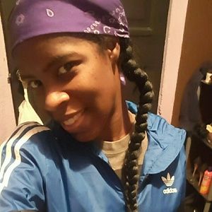 Meet your Posher, Tanisha