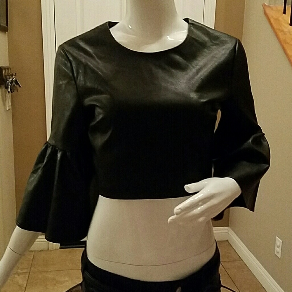 Faux leather, crop top.