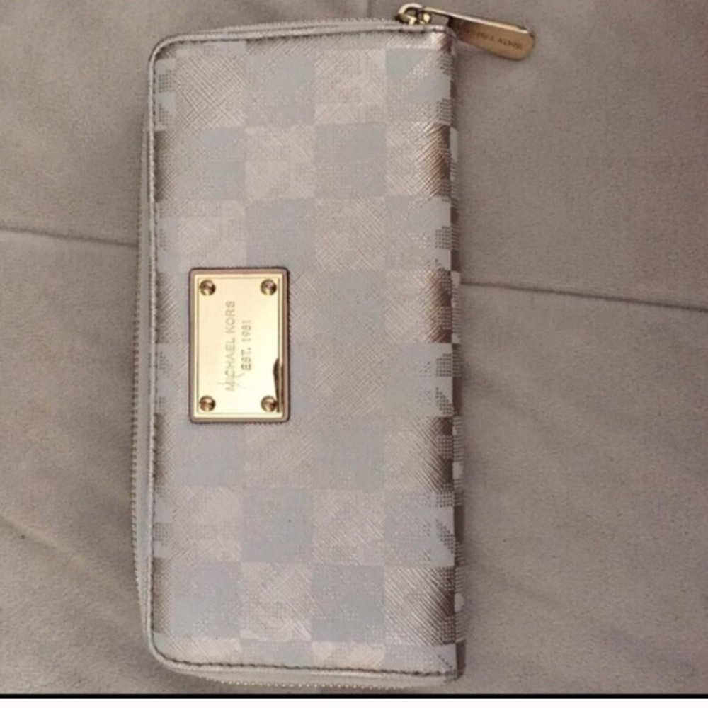 🌺🌸Mk Wallet🌸🌺 - Picture 3 of 4