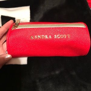 Kendra Scott small pouch 💎💗