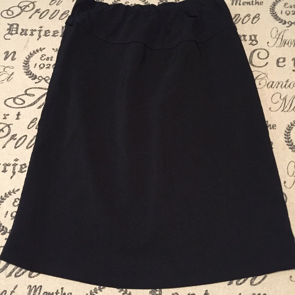Skirts - 💋FINAL SALE💋Maternity skirt size medium Skirts - 💋FINAL SALE💋Maternity skirt size medium