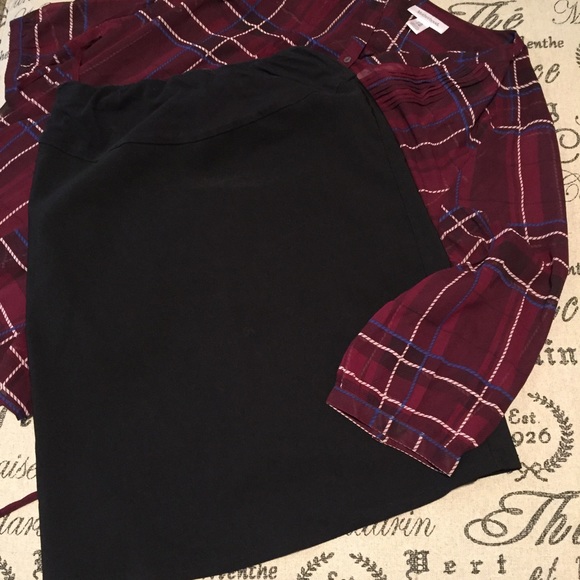 Skirts - 💋FINAL SALE💋Maternity skirt size medium Skirts - 💋FINAL SALE💋Maternity skirt size medium