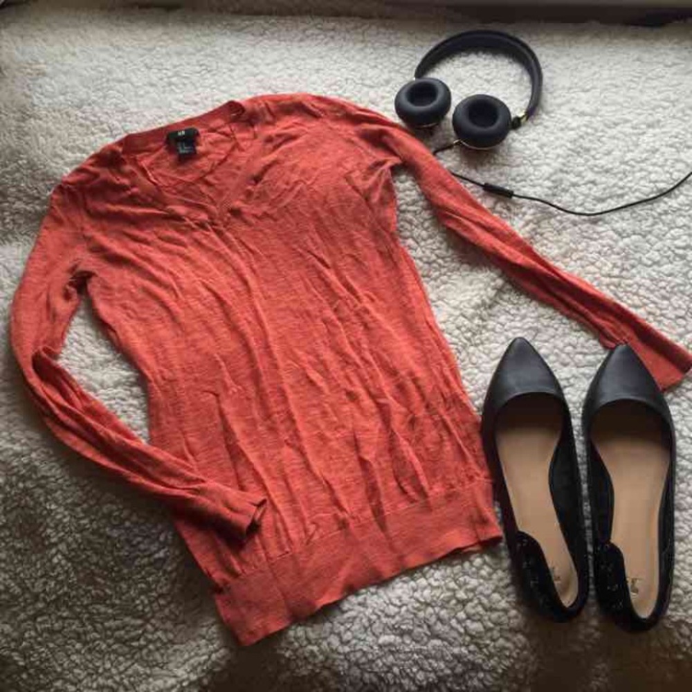 Coral long sleeve thin sweater