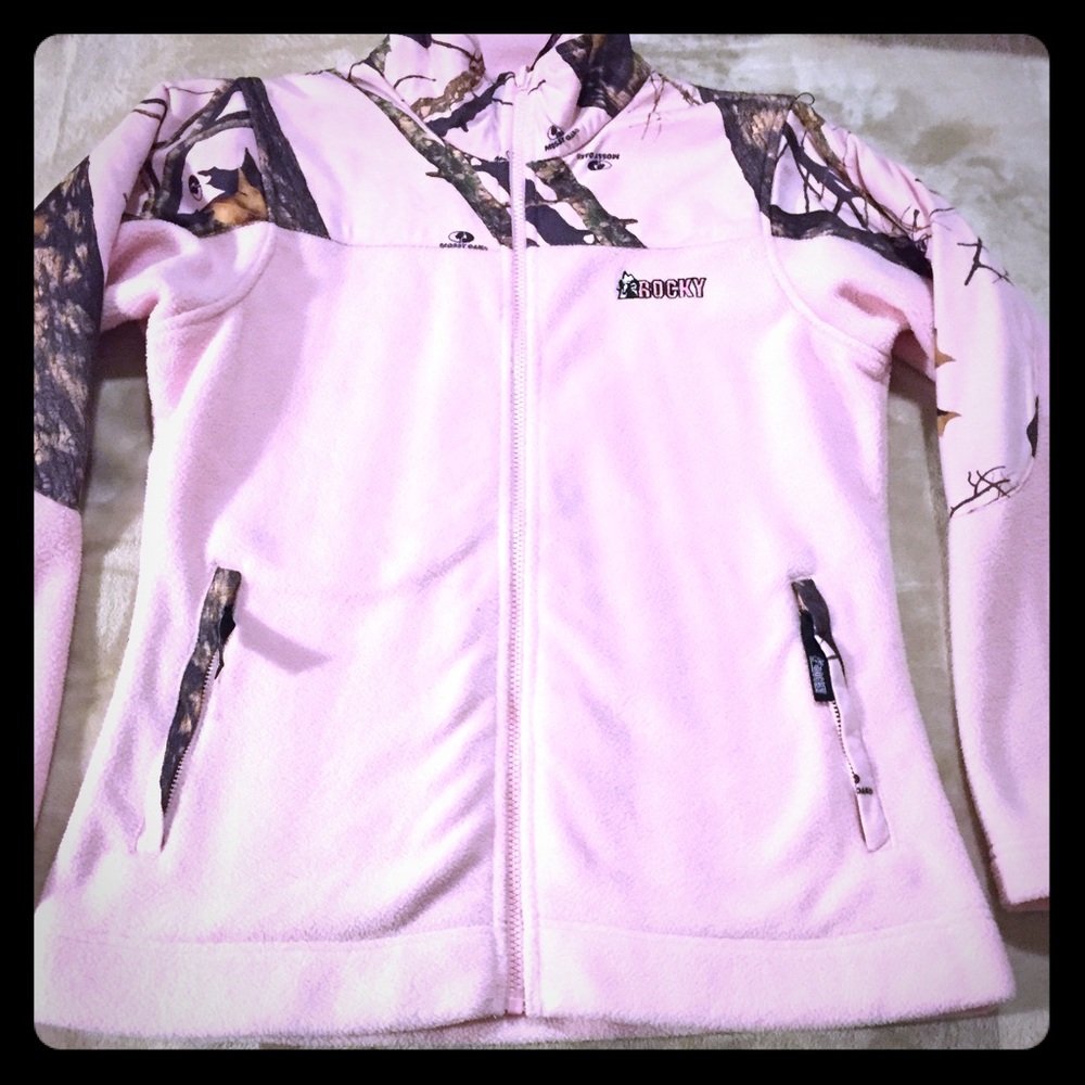 Mossy Oak pink fleece zip up