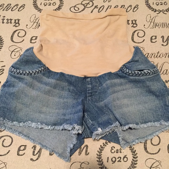 Jessica Simpson Shorts - Maternity jeans shorts by Jessica Simpson small Jessica Simpson Shorts - Maternity jeans shorts by Jessica Simpson small