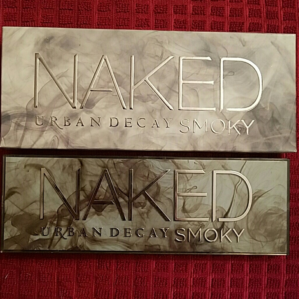 **TRADED TO @BECCAFISHH** Naked Smokey