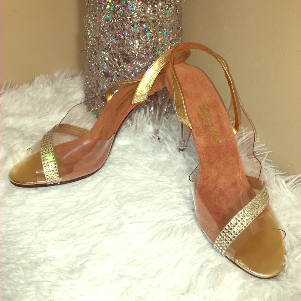 NWOT DEZARIO Clear Vinyl Rhinestone Sandals