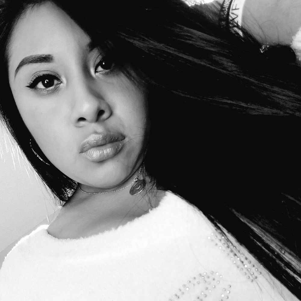 Meet your Posher, Ana