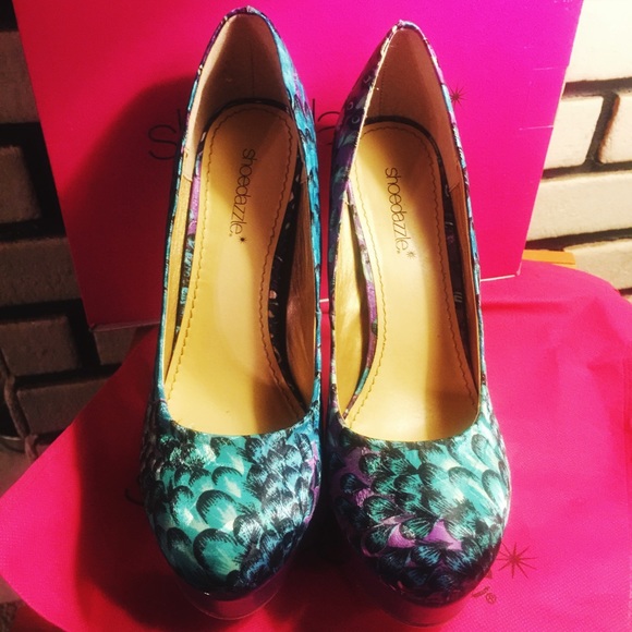 Shoe Dazzle Shoes - Purple multi platform heels