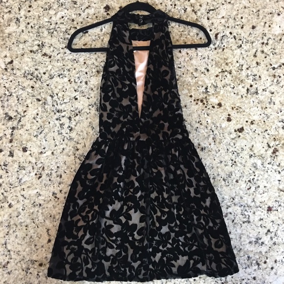 🖤Nasty Gal Black Floral Velour Velvet Dress🖤 - Picture 3 of 6