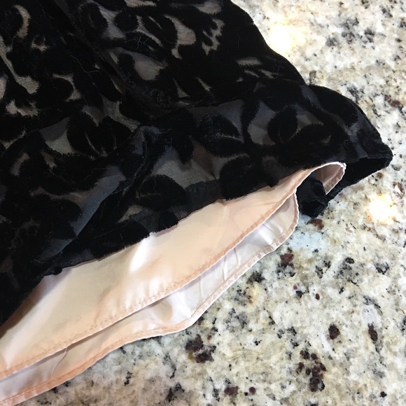 🖤Nasty Gal Black Floral Velour Velvet Dress🖤 - Picture 6 of 6