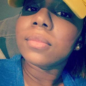 Meet your Posher, Adrianna