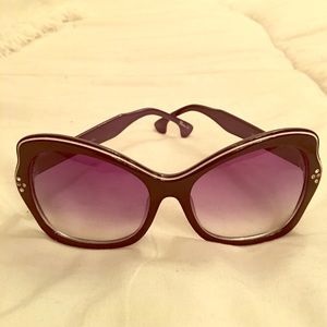 Gorgeous Cat Eye Sunglasses