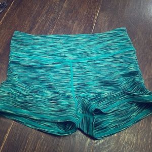 NWOT FABLETICS Booty Yoga Shorts-green/teal mix