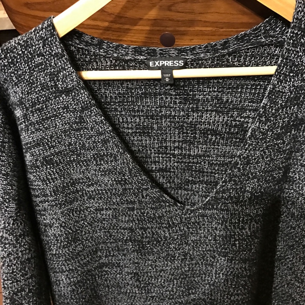 Express Sweater - Picture 3 of 6